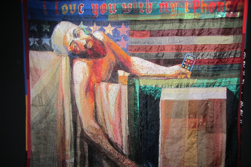 Des tigres et des peintres : Hassan Musa, I love you with my Iphone, 2011, assemblage de textiles, 290 x 255 cm.